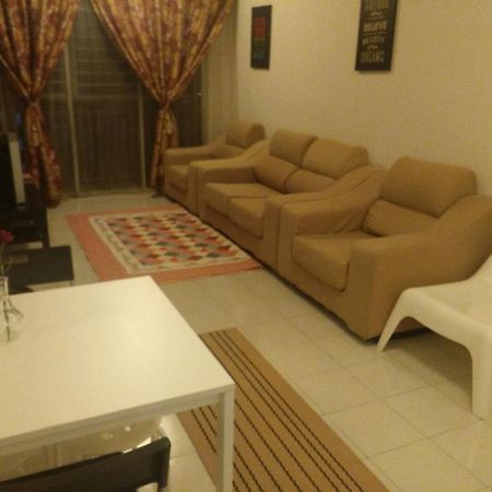 Homestay D 11 Putrajaya Netflix Wifi Exteriör bild